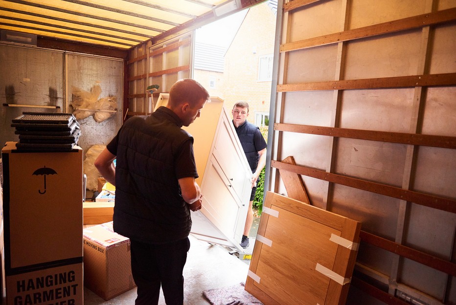 Reliable junk removal garage